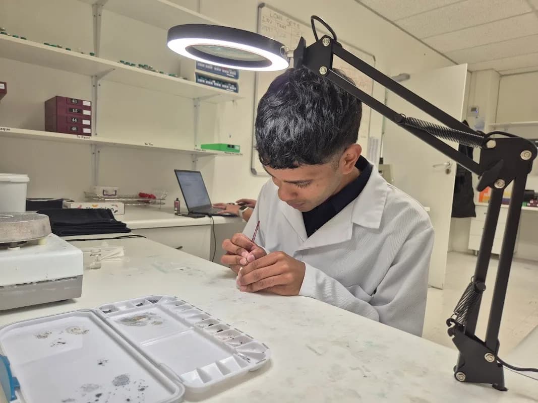 The Contact Lens Lab of SA International in Craighall