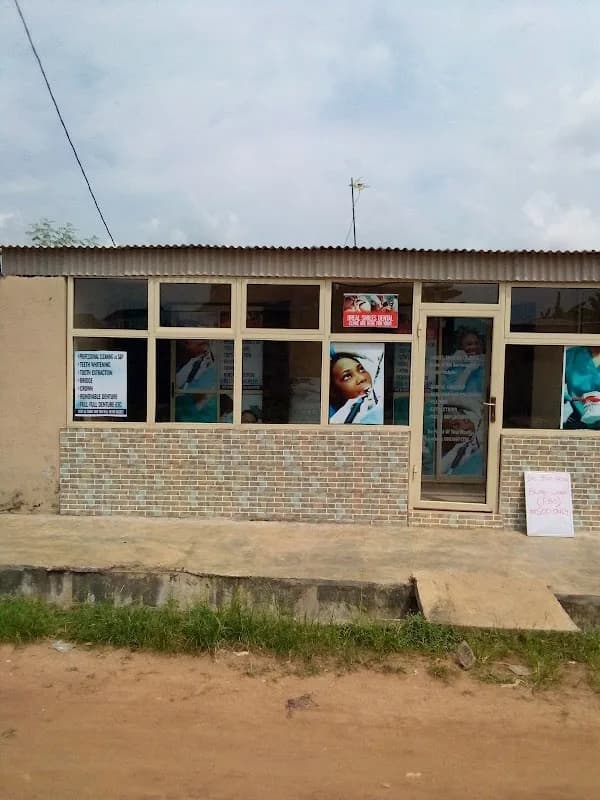 Dreal smiles dental clinic and Dentistry in Alimosho