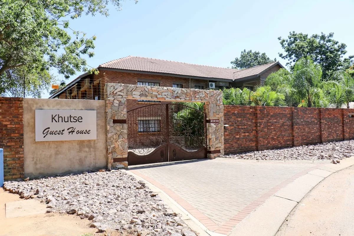 Khutse Guest House in Lephalale CBD