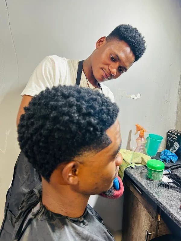 Sam’s Royal Barbershop in Dobsonville