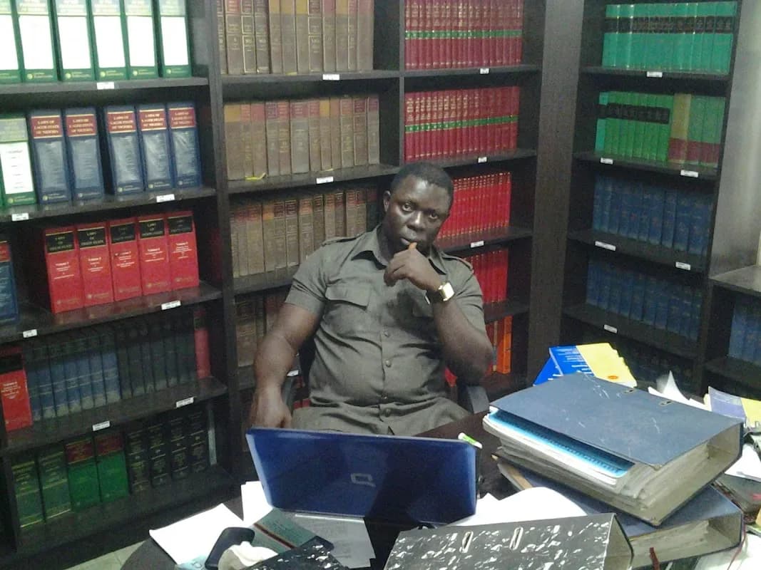 Kola Abiri & Co. in Agege