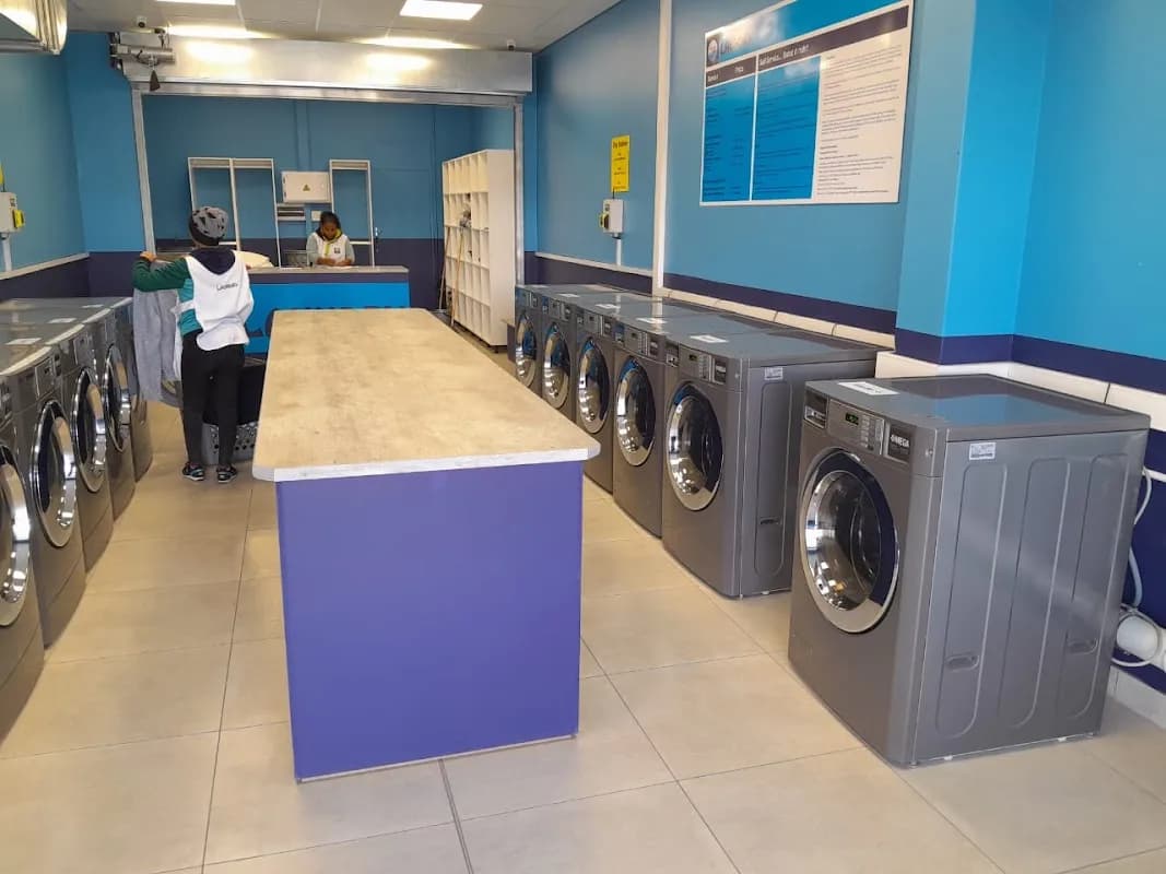 24 Hour Laundry Tyger Manor in Tyger Valley