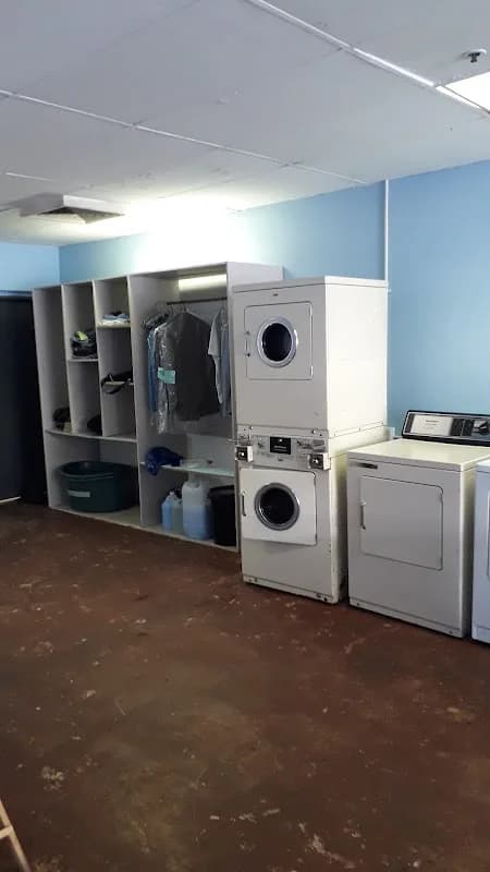 Gabriella Laundromat in Florida