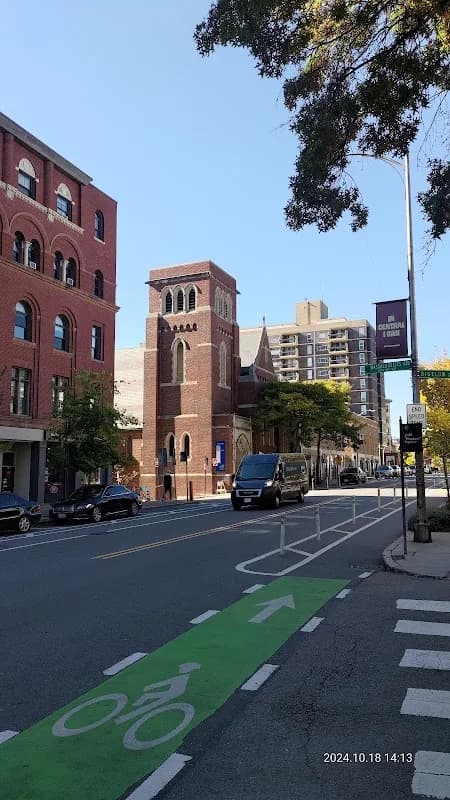 Berkshire Hathaway HomeServices Commonwealth Real Estate in Kendall Sq / Cambridge
