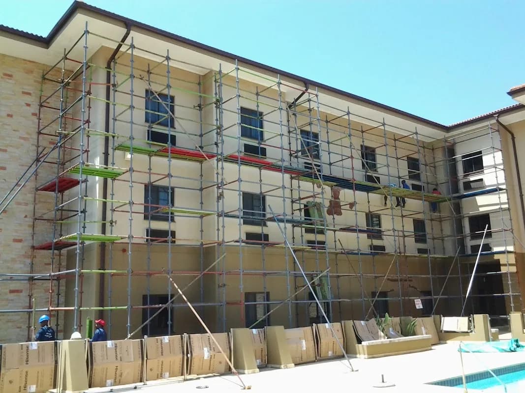 Candy's Cleaning Services - Contract Cleaning, Building & Construction in La Lucia