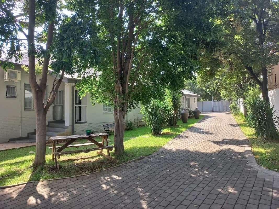 Triple 9 Hatfield Guest House in Arcadia