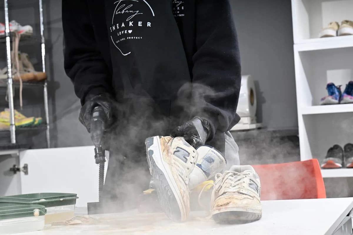 Thabang Sneakerlove in Highveld