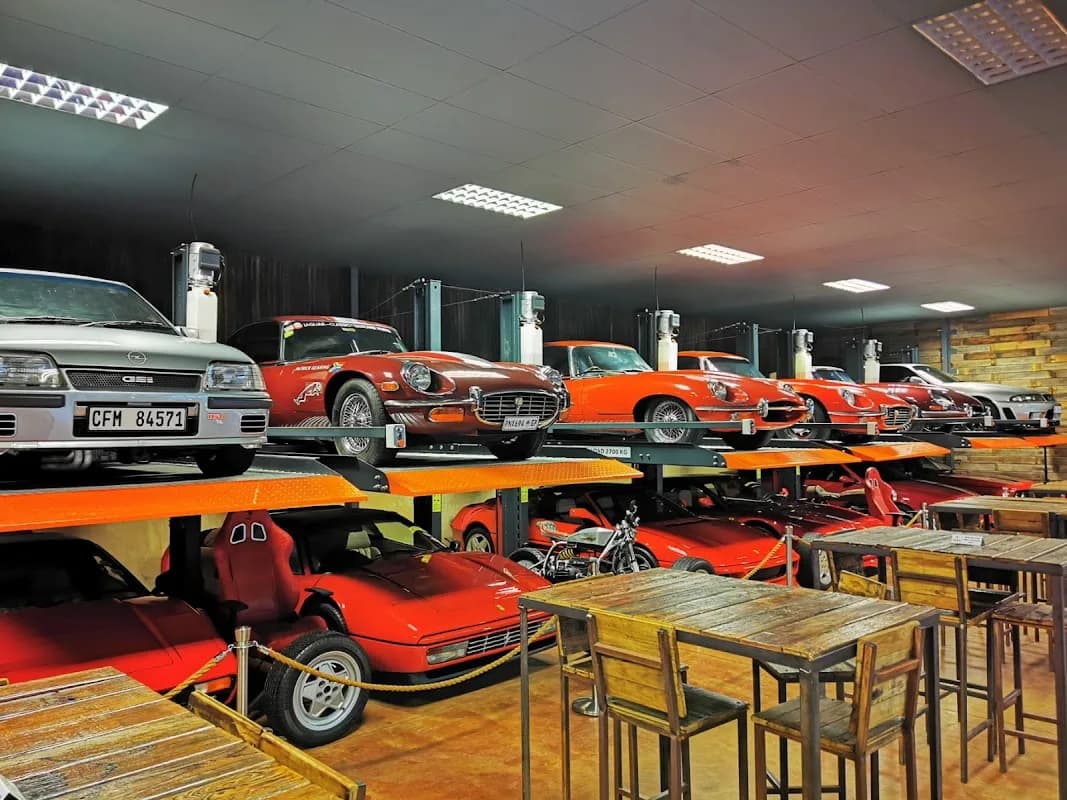 ABRU MOTOR Studio in Strand