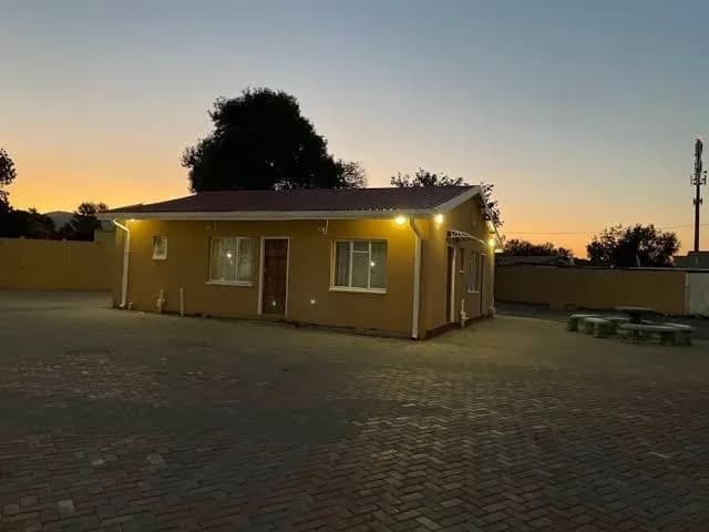PALEBOHEMIA B&B in Rustenburg CBD