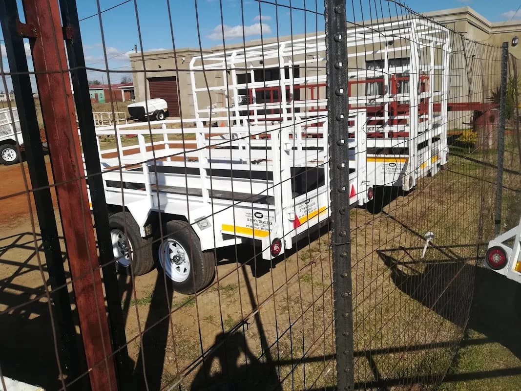 B-town trailers in Osizweni
