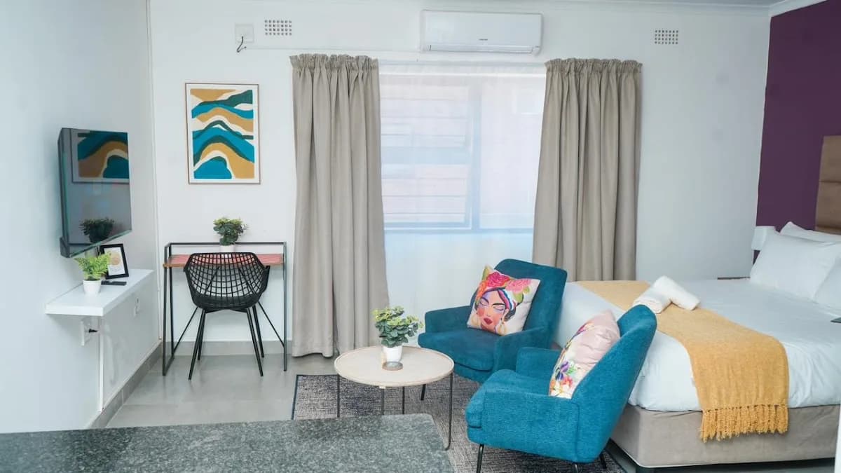 Omi's Wholesome Apartment in Ncambedlana