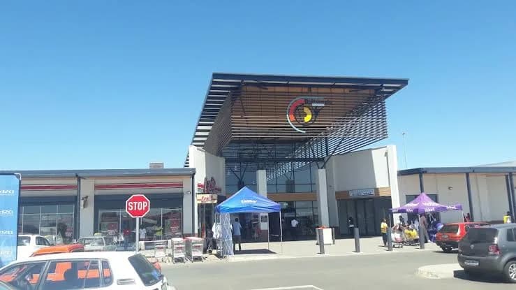 Boitumelo Mall Junction in Thabong