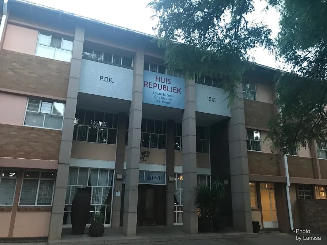 Huis Republiek Dameskoshuis in NWU Campus