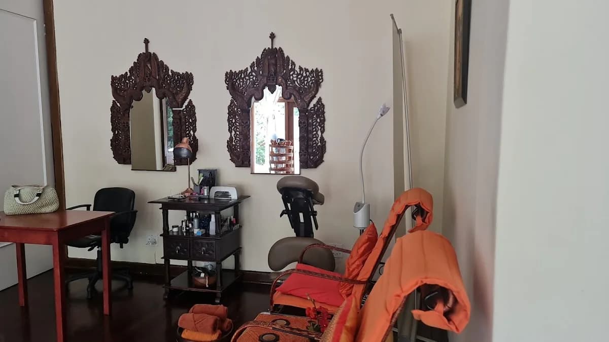 Rachawadee Thai Spa in Houghton
