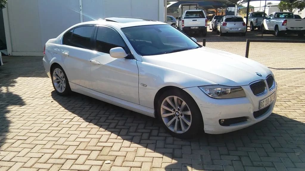 Halfway Pre-Owned Promenade in Mitchells Plain