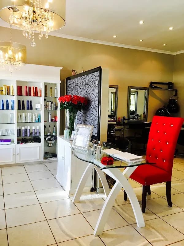 Salon La Belle Official in La Motte