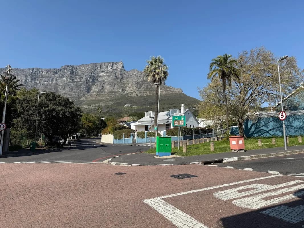 Ilse Jordaan Clinical Psychologist Cape Town CBD (Gardens) in City Bowl