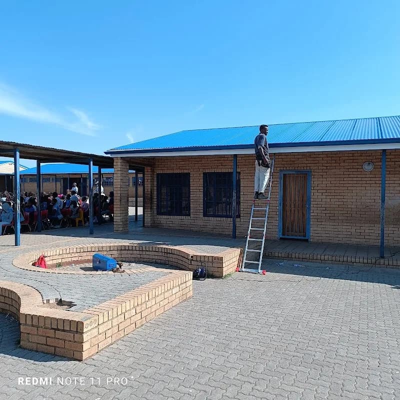 Alekwa constructions in Meadowlands