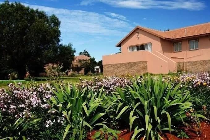 Gateway Guest House in Benoni CBD