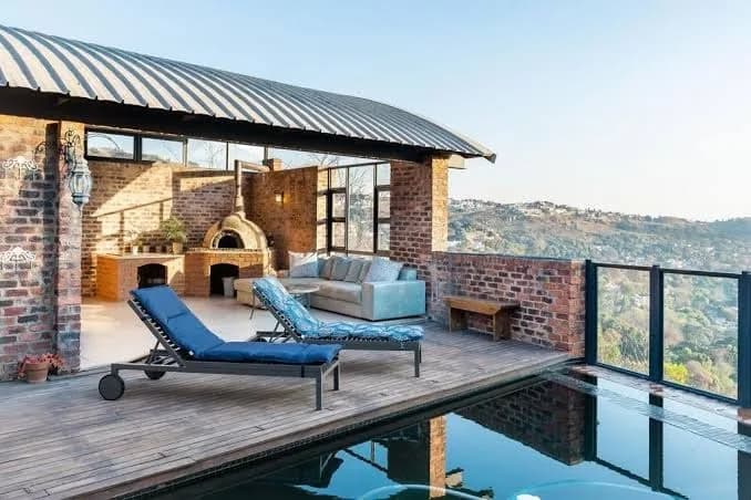 Northcliff Gap Guesthouse - Luxury Studio in Northcliff