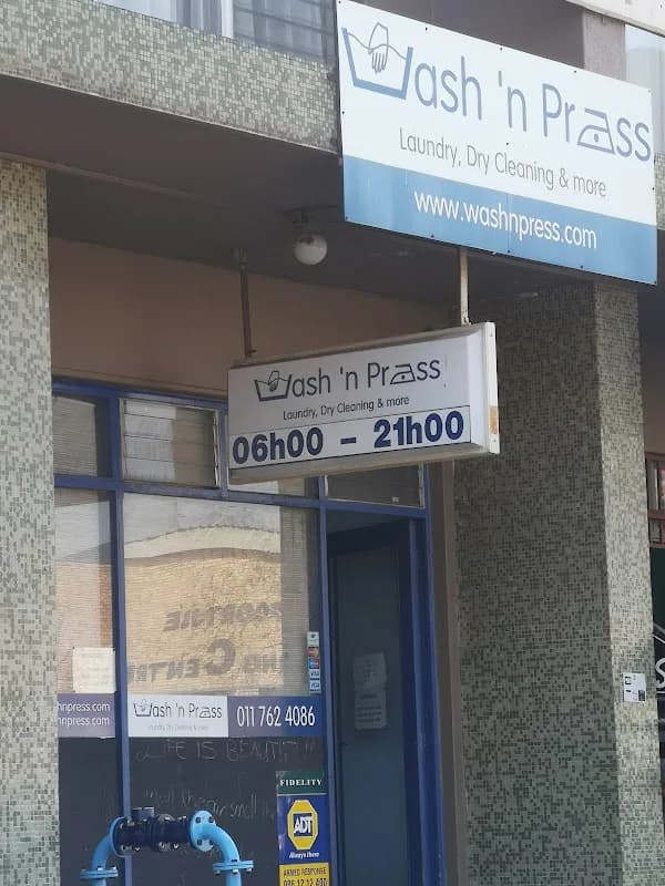 Wash 'n Press in Roodepoort CBD