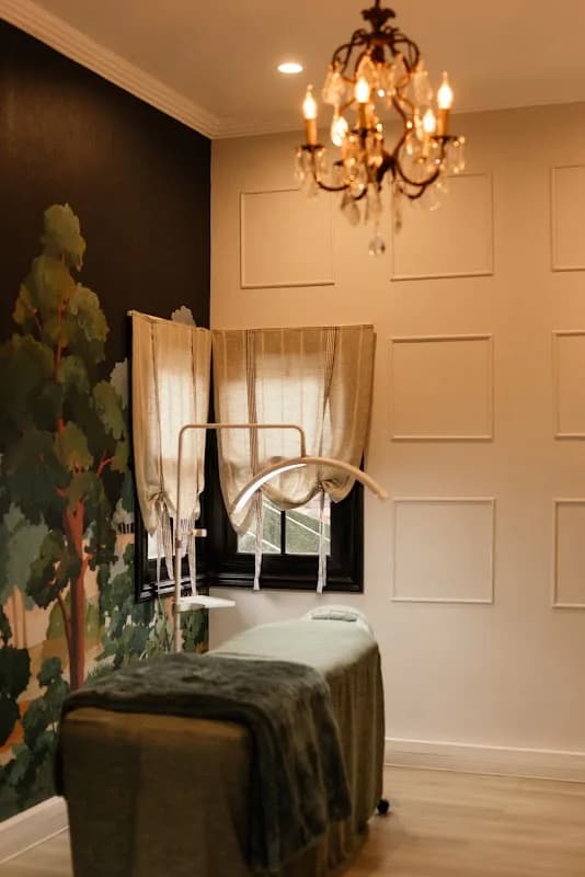 Ballito - Mooi Lash & Brow Bar in Ballito CBD