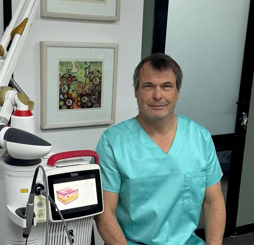 Dr Scott Barker Aesthetics in De Waterkant