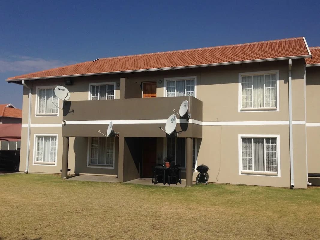 Golden Oaks Complex - Boksburg. in Boksburg