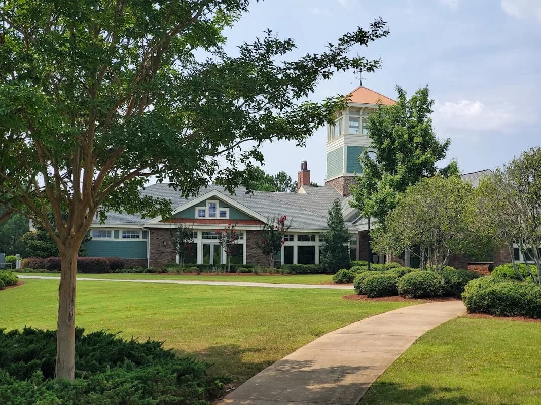 RE/MAX Vision in UGA Campus / North