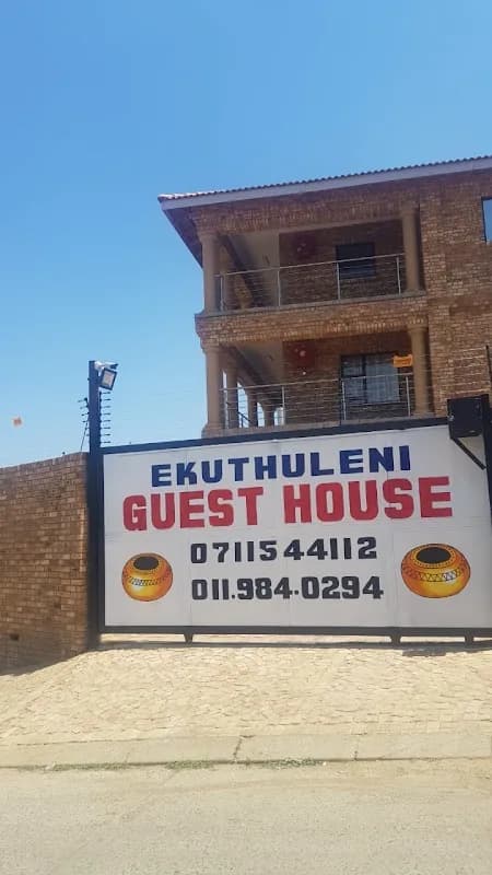 Ekuthuleni guest house orlando west in Orlando
