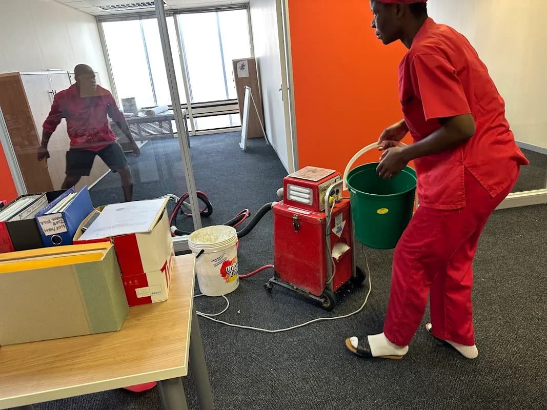 Red Hot Cleaning Services in Fourways