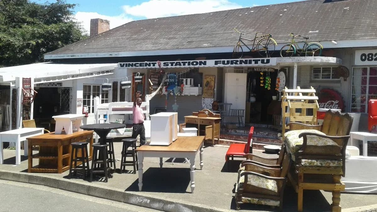 VINCENT STATION FURNITURE EAST LONDON in Vincent