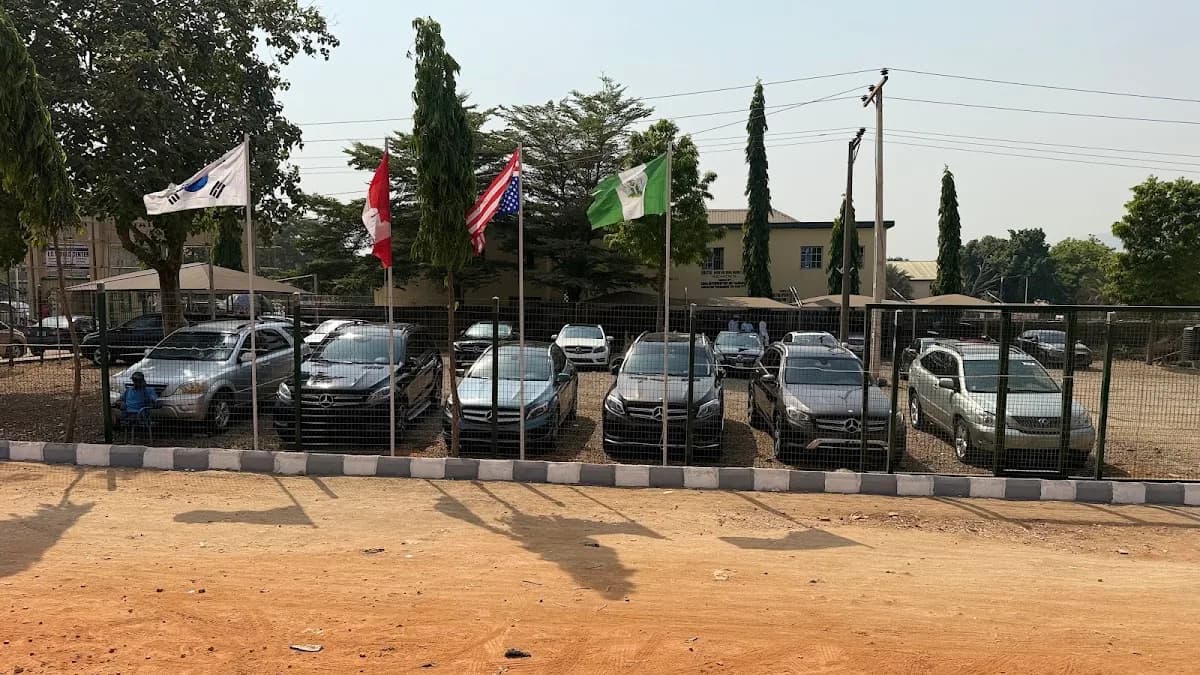 Cardinal Brand Autos in Kagini
