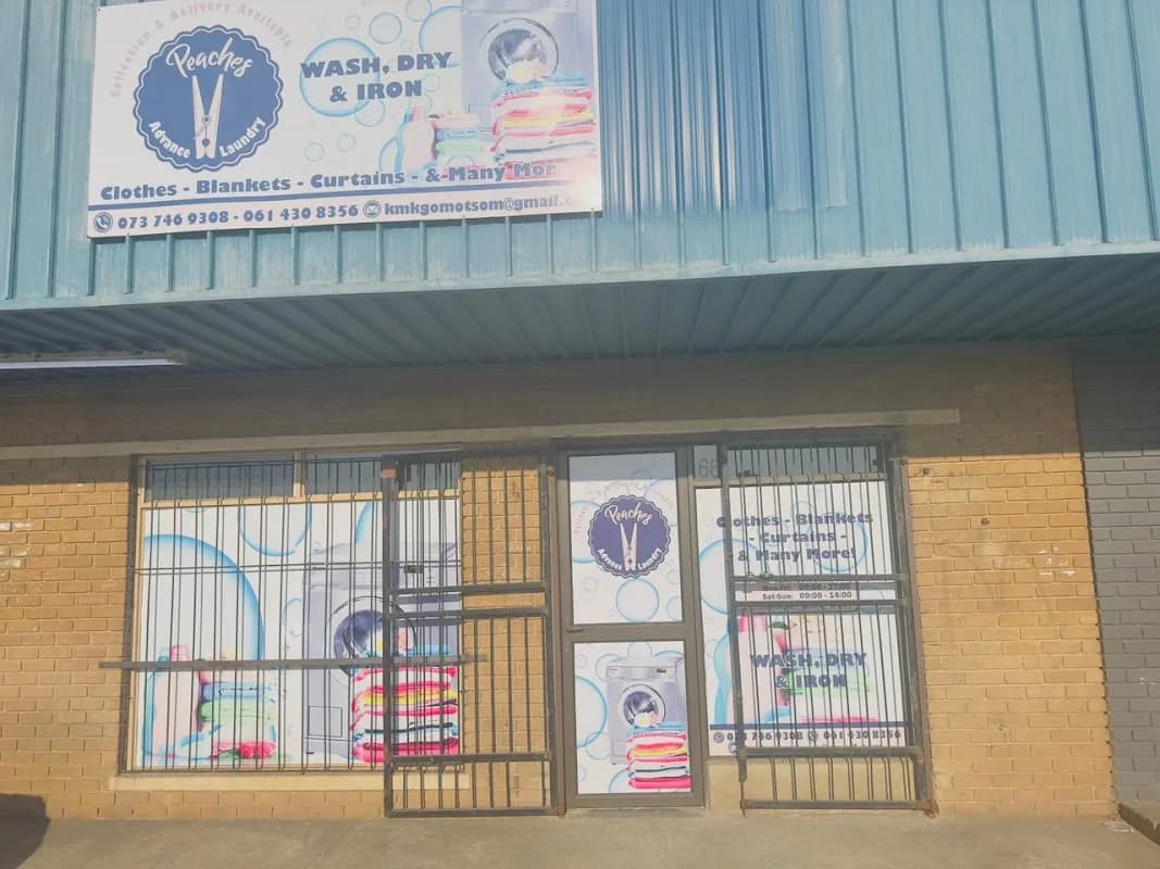Peaches Advance Laundry in Tlhabane