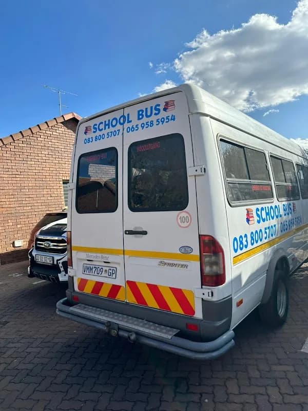 Lupa's Scholar Transport in Garsfontein