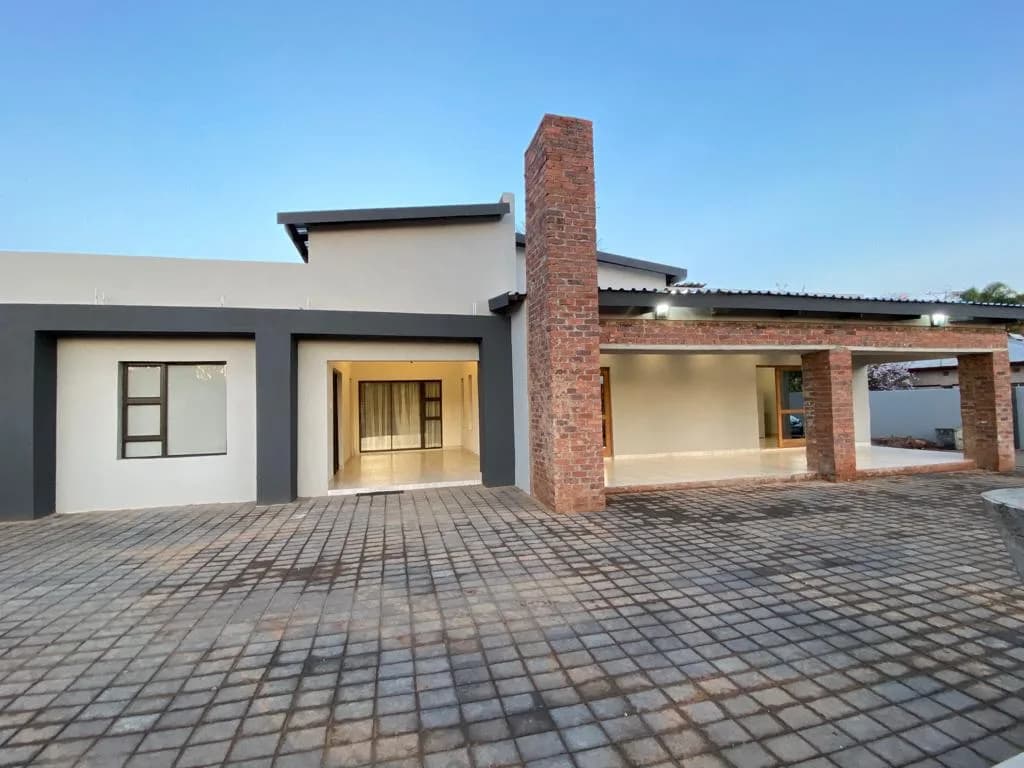 KIOMA GUEST HOUSE in Mokopane CBD