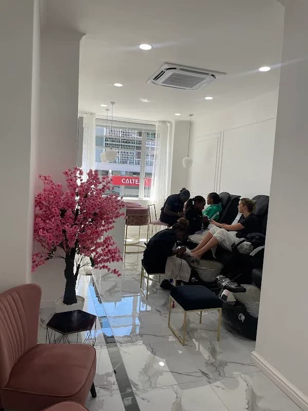 Head 2 Toes Beauty in De Waterkant