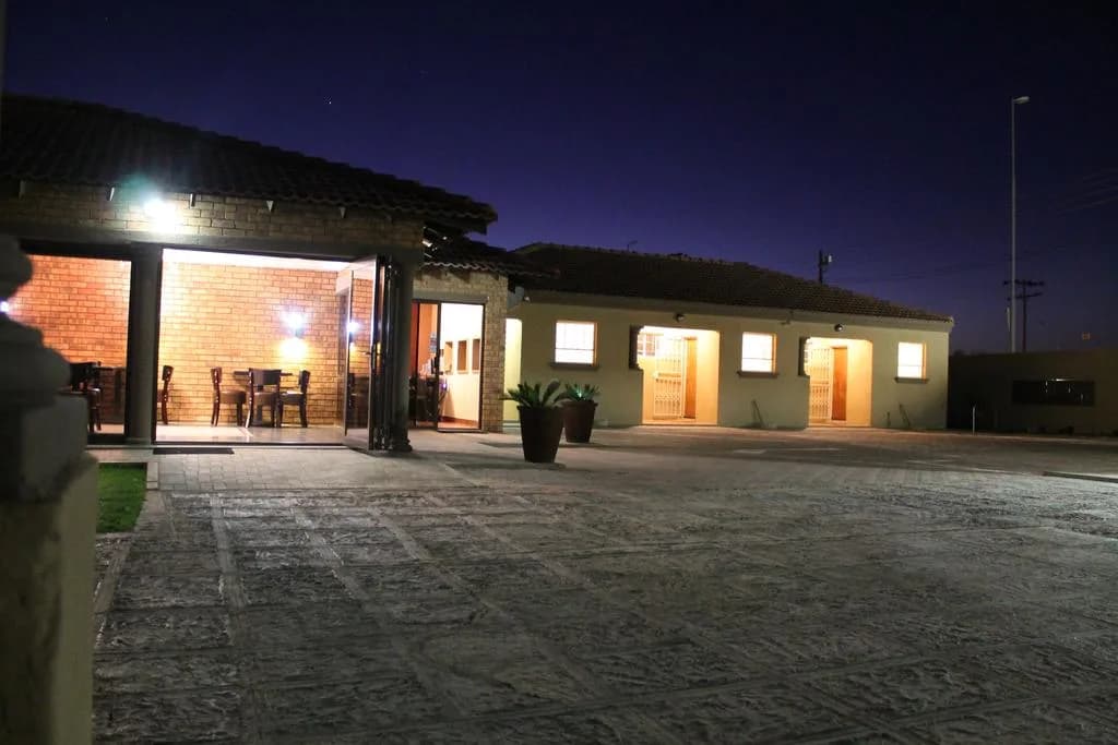 Luvudi Guest Lodge in Mahikeng CBD