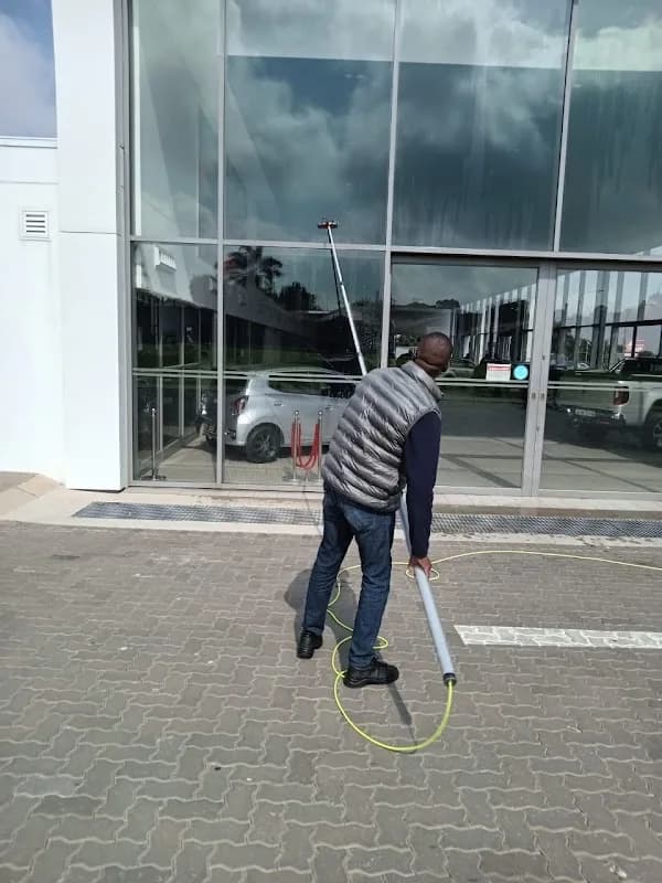 Active Cleaning in Kempton Park