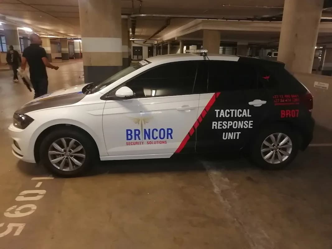 Menlyn Mall Taxi Rank, Atterbury Rd in Menlyn