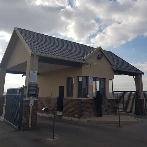 Gate 17 Waterfall View in Midrand CBD