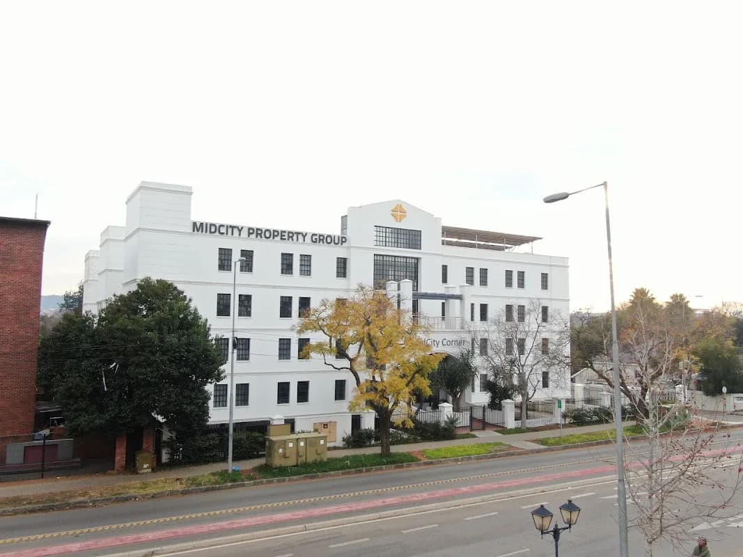 MidCity Realty in Sunnyside