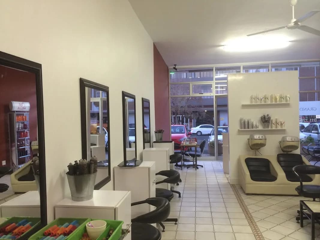 Grand National Hair Salon in Houghton