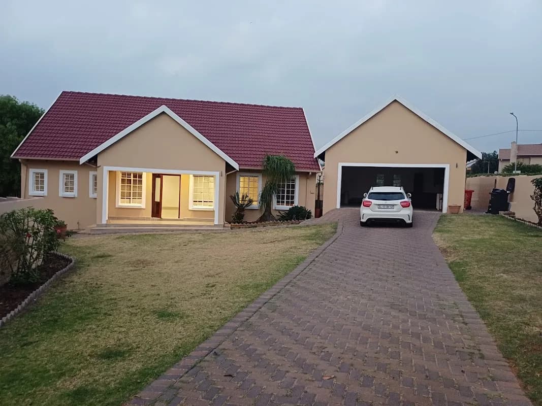 Apple Property Connection in Garsfontein