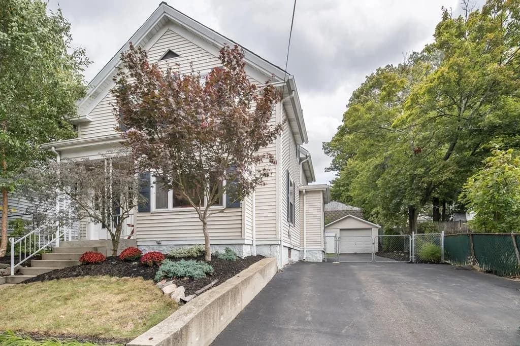 Advantage Property Team LLC I Waltham, MA I Real Estate Brokers & Property Managers in Route 128 / Waltham