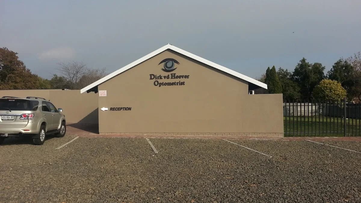 Dirk van den Heever Optometrist in Evander