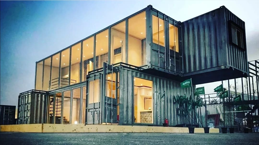 Cindis Modern Living in Pimville
