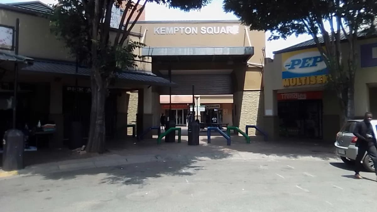 Kempton Square in Kempton Park