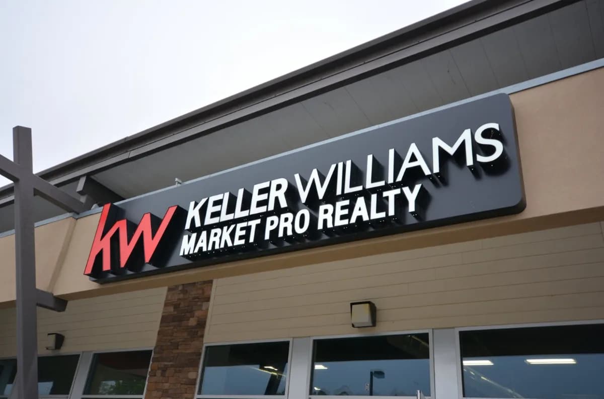 Keller Williams Market Pro Realty - Axxe in XNA Airport / Logistics