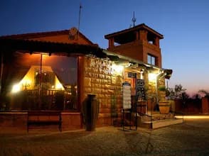 Casa Toscana Lodge - Accommodation, Day spa, Restaurant and Die Blou hond theatre in Silverton